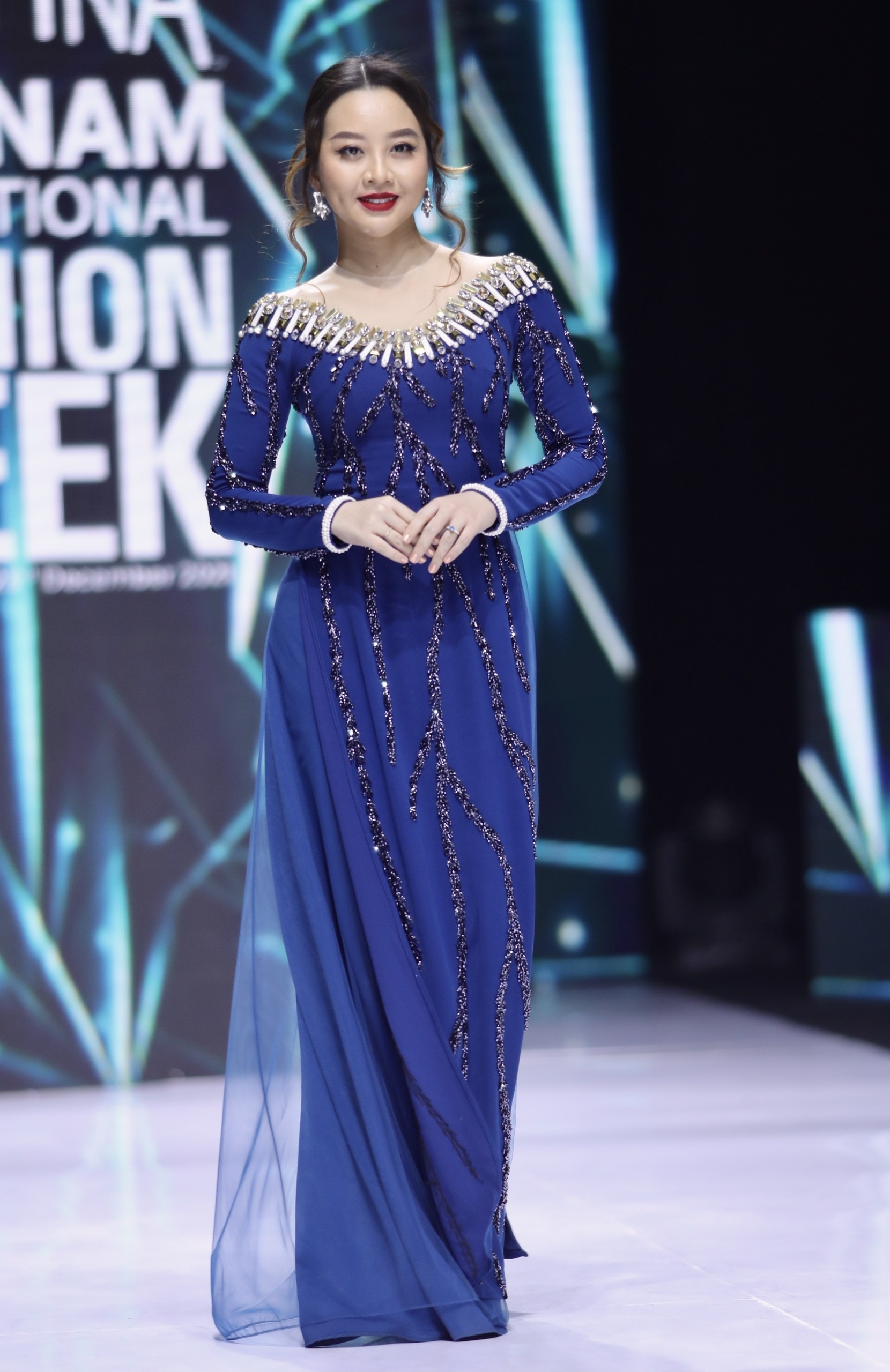 Aquafina Tuần lễ Thời trang Quốc tế Việt Nam ảnh 9 Aquafina Tuan le Thoi trang Quoc te Viet Nam anh 9