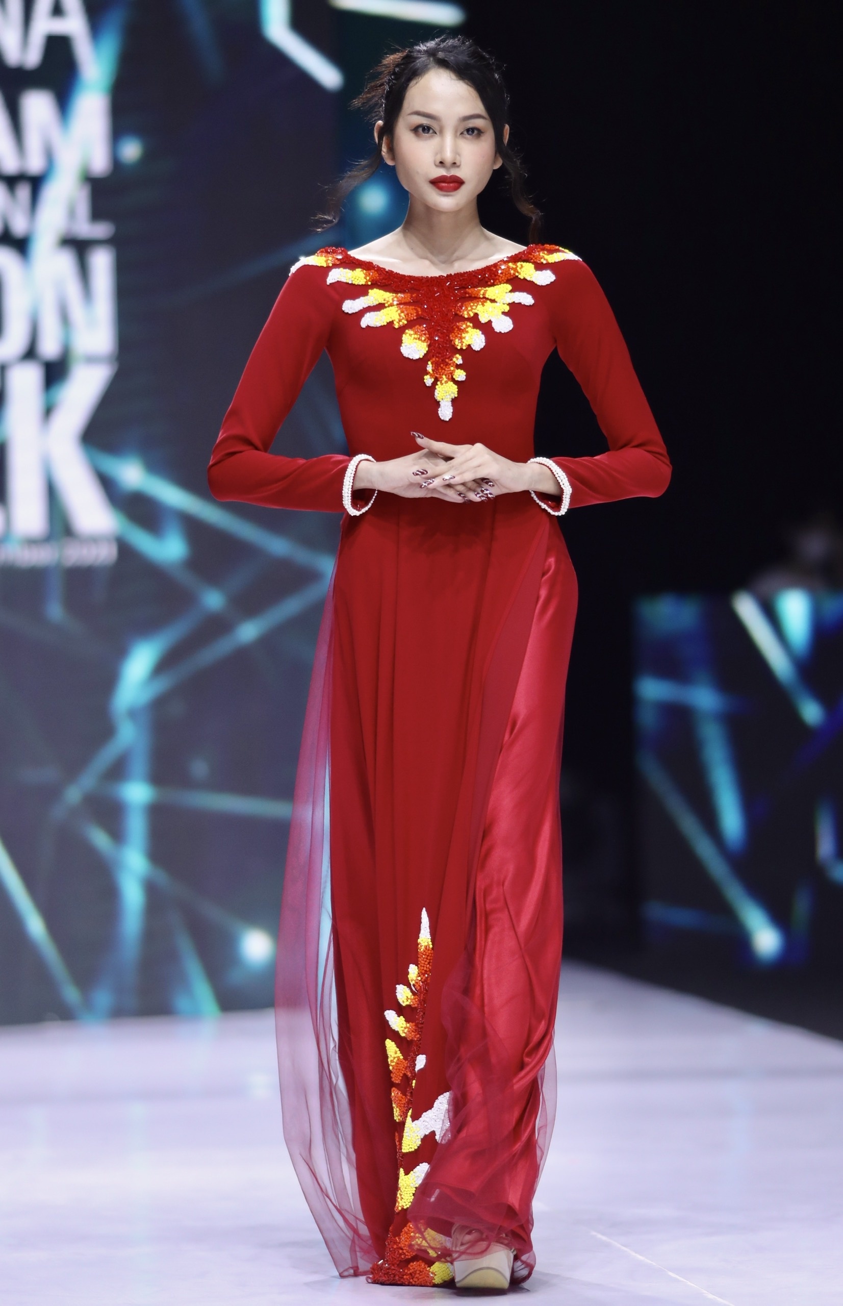 Aquafina Tuần lễ Thời trang Quốc tế Việt Nam ảnh 21 Aquafina Tuan le Thoi trang Quoc te Viet Nam anh 21