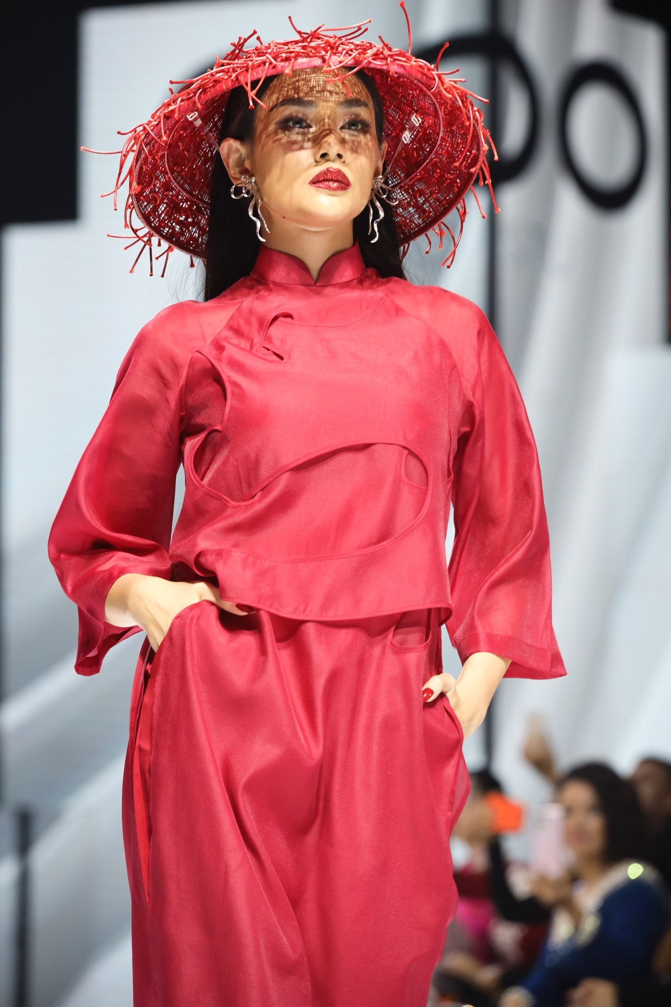 Aquafina Tuan le Thoi trang Quoc te Viet Nam anh 13