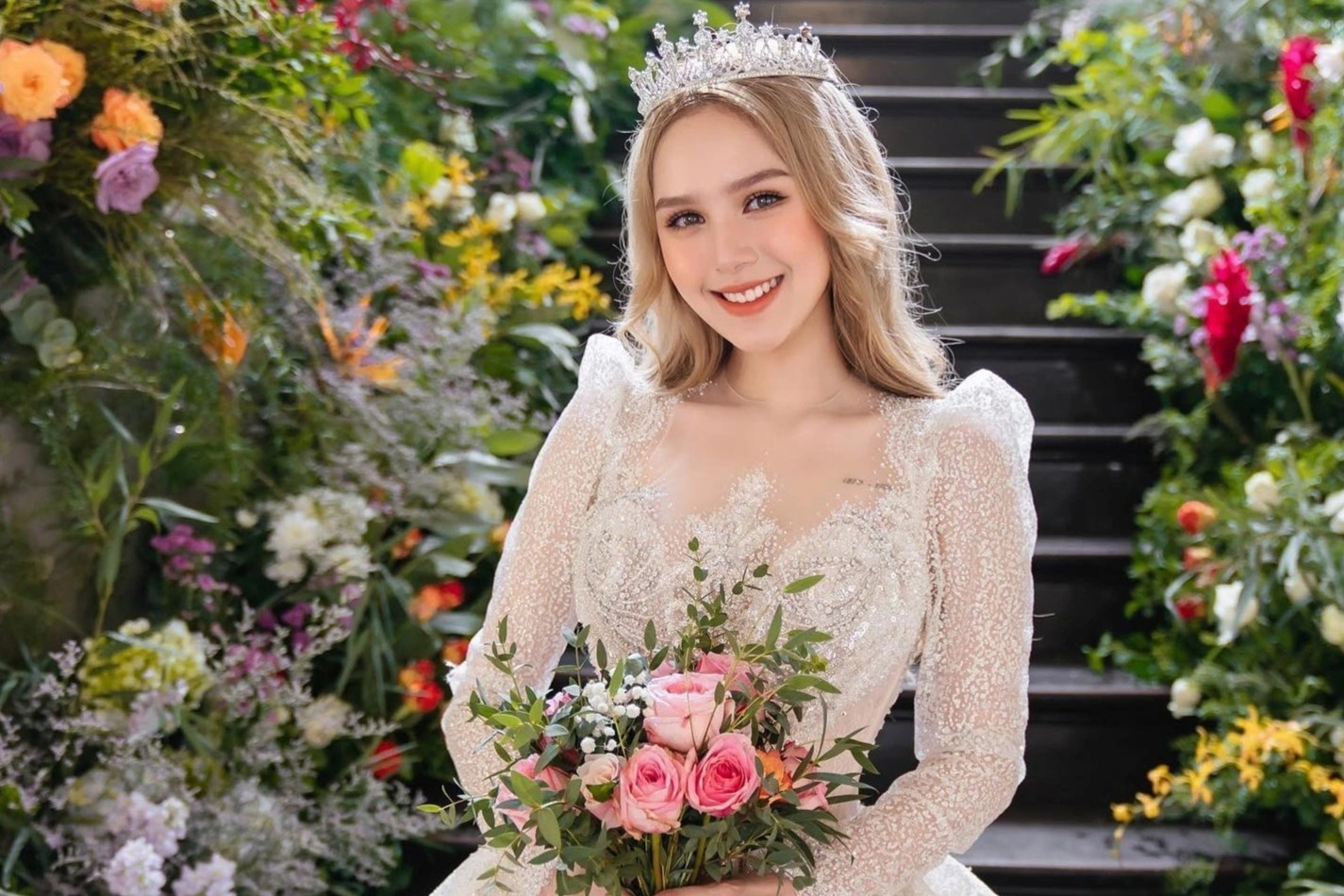 Co dau Viet can chi hon 7 trieu dong cho vay cuoi hinh anh