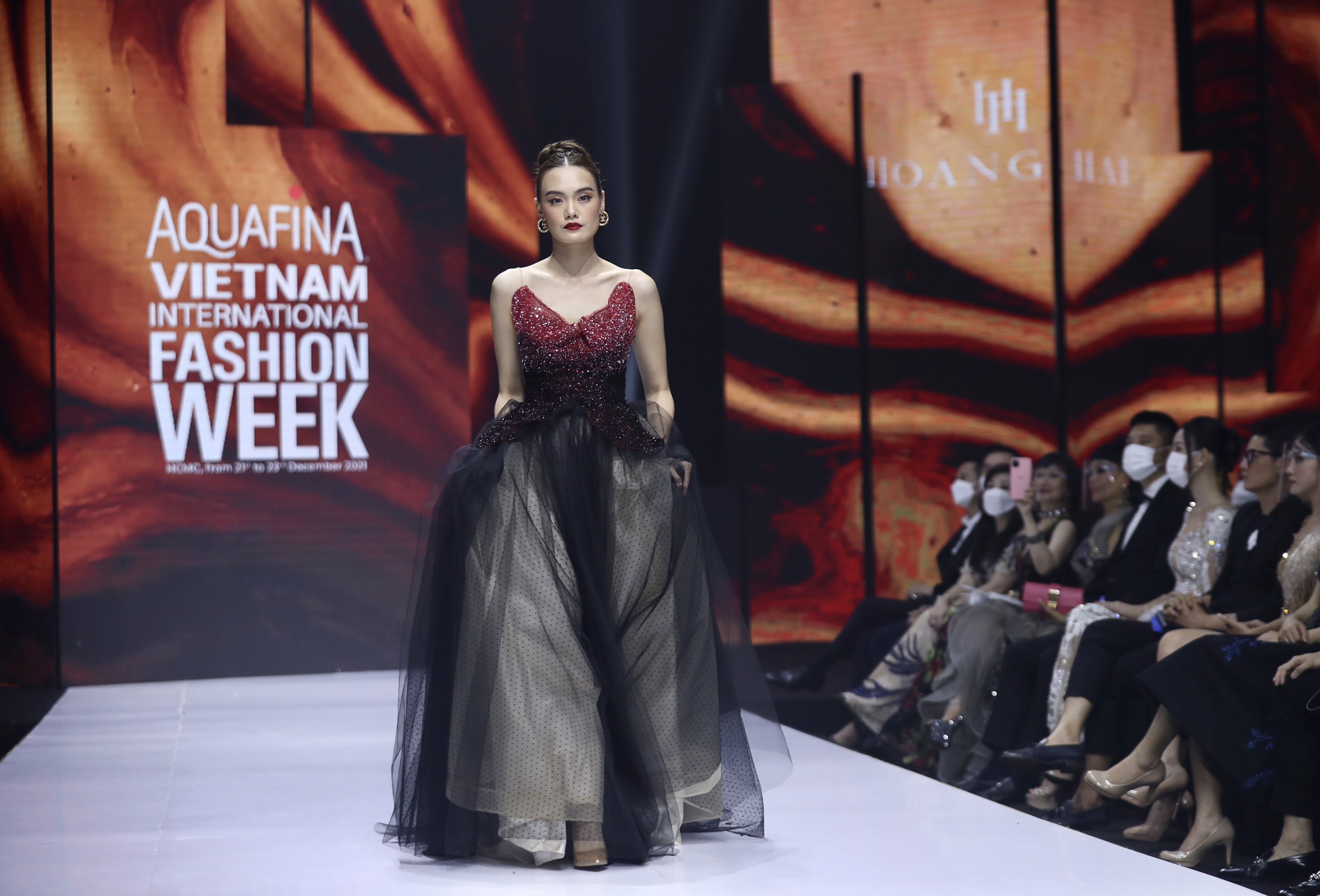 Aquafina Tuan le Thoi trang Quoc te Viet Nam anh 25