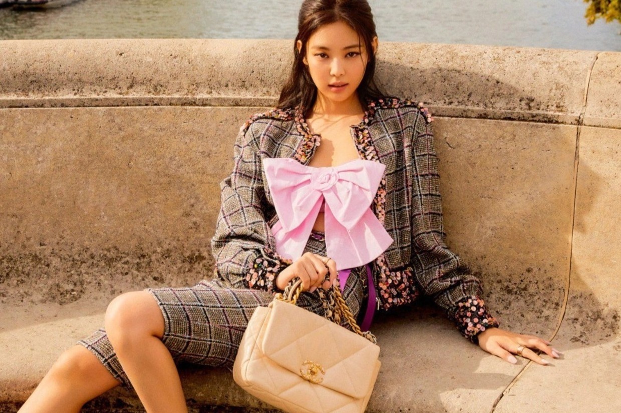 Chanel tang gia ban de canh tranh voi cac thuong hieu xa xi hinh anh