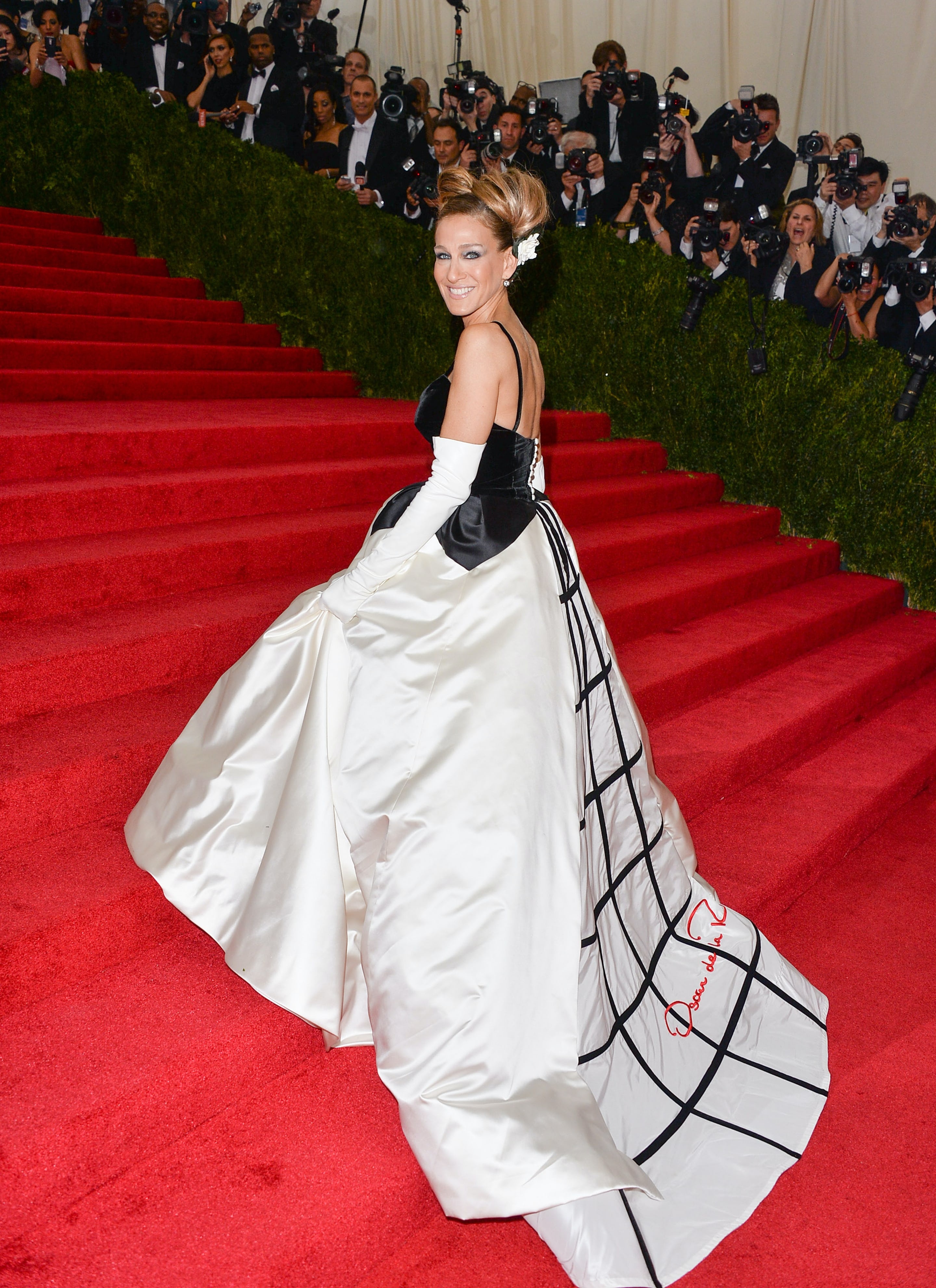 Người đứng sau thời trang thảm đỏ ảnh 4 Nguoi dung sau thoi trang tham do anh 4