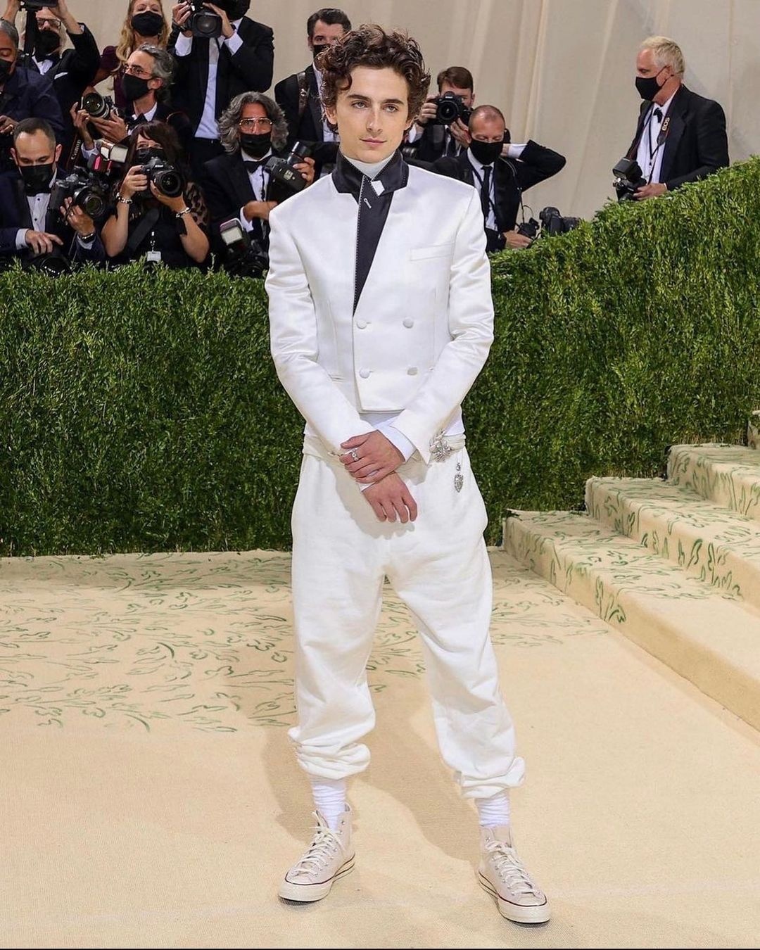 Người đứng sau thời trang thảm đỏ ảnh 1 Nguoi dung sau thoi trang tham do anh 1