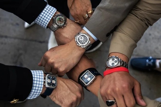 5 mau dong ho kinh dien hinh anh