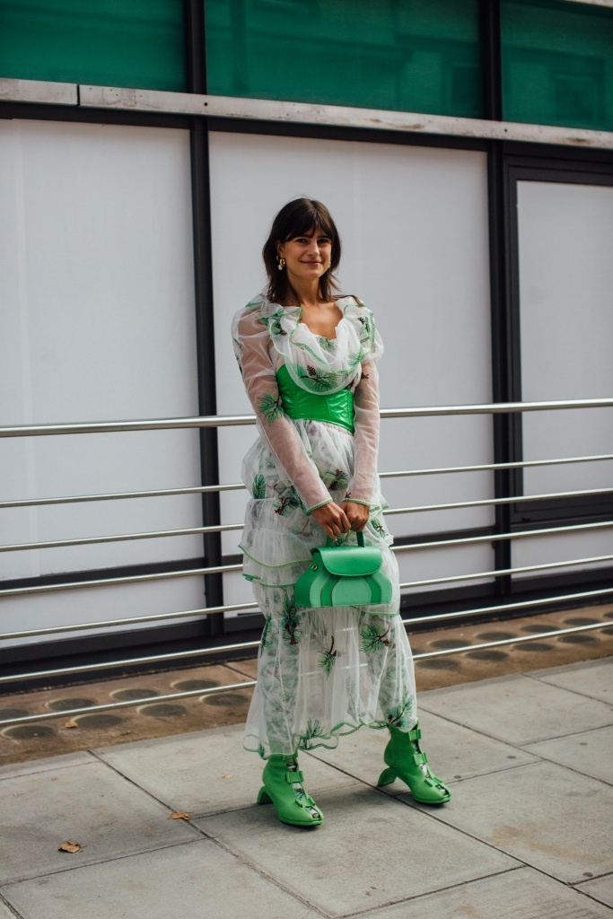 áo nịt ngực vẫn được ưa chuộng trong năm 2022 ảnh 11 ao nit nguc van duoc ua chuong trong nam 2022 anh 11