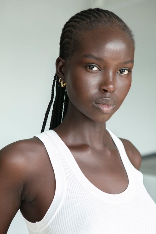 Nguoi mau Australia chinh phuc thoi trang cao cap anh 3