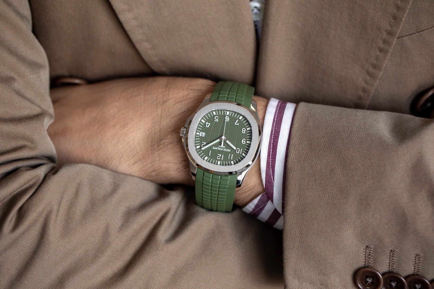 Dong ho tiep tuc tang gia anh 2