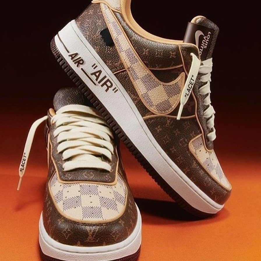 Giày Nike x Louis Vuitton được bán với giá 350.000 USD ảnh 2 Giay Nike x Louis Vuitton duoc ban voi gia 350.000 USD anh 2