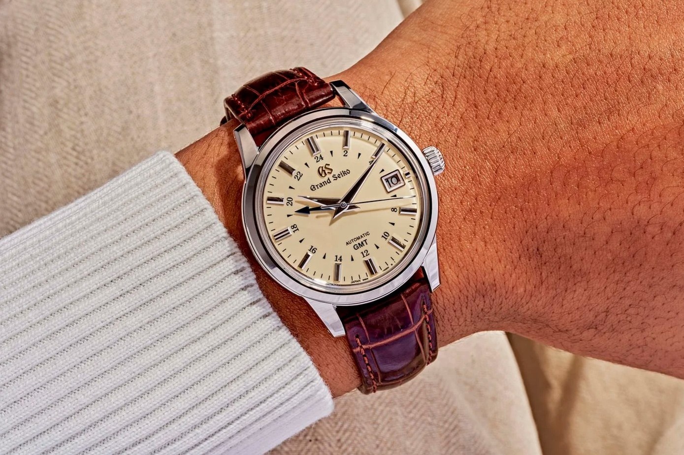 Mau dong ho phu hop voi nhieu do tuoi hinh anh