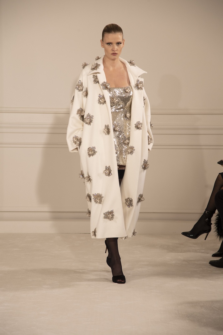 Zendaya diện váy từ năm 1956 ảnh 2 Zendaya dien vay tu nam 1956 anh 2