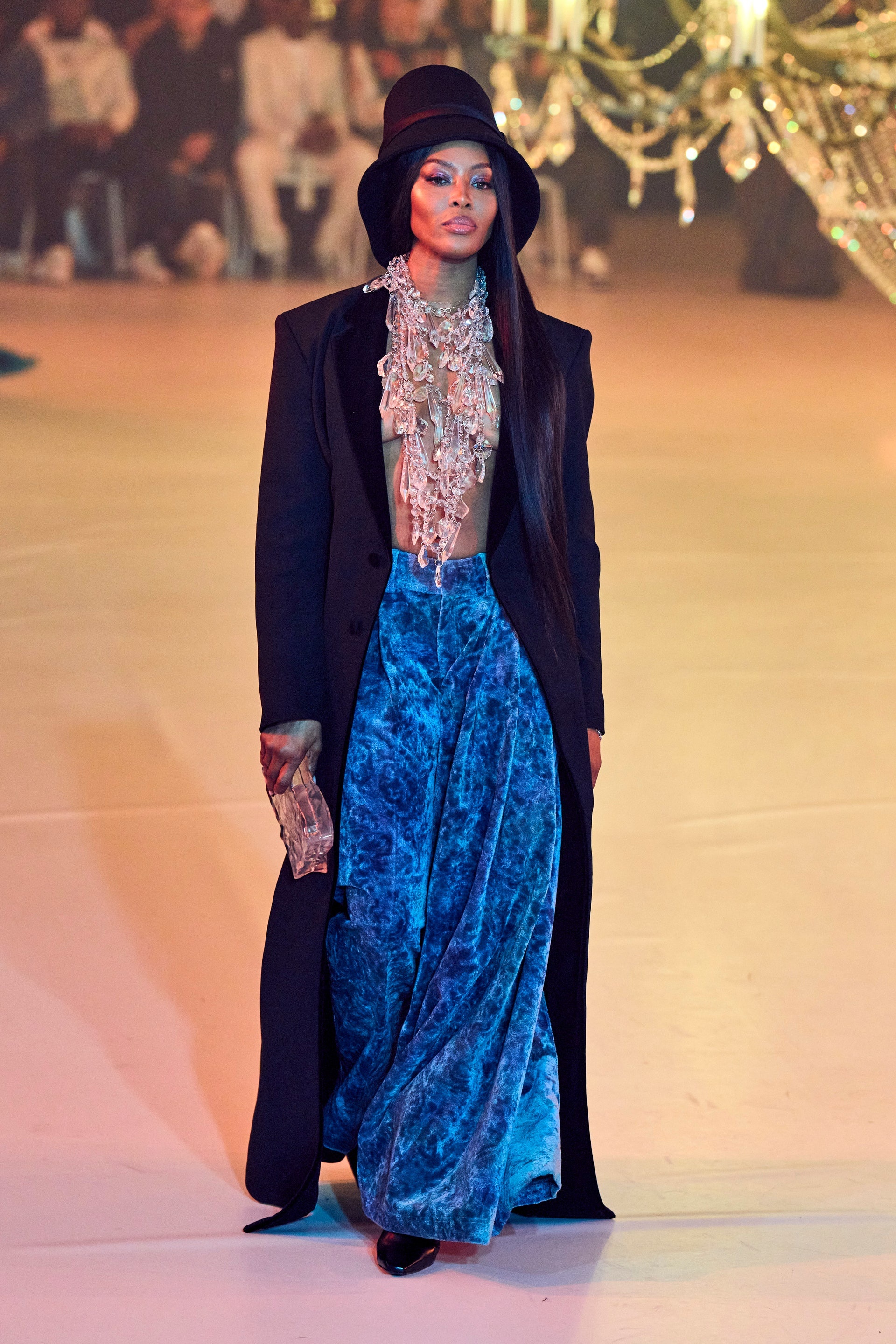 show off white ảnh 2 show off white anh 2