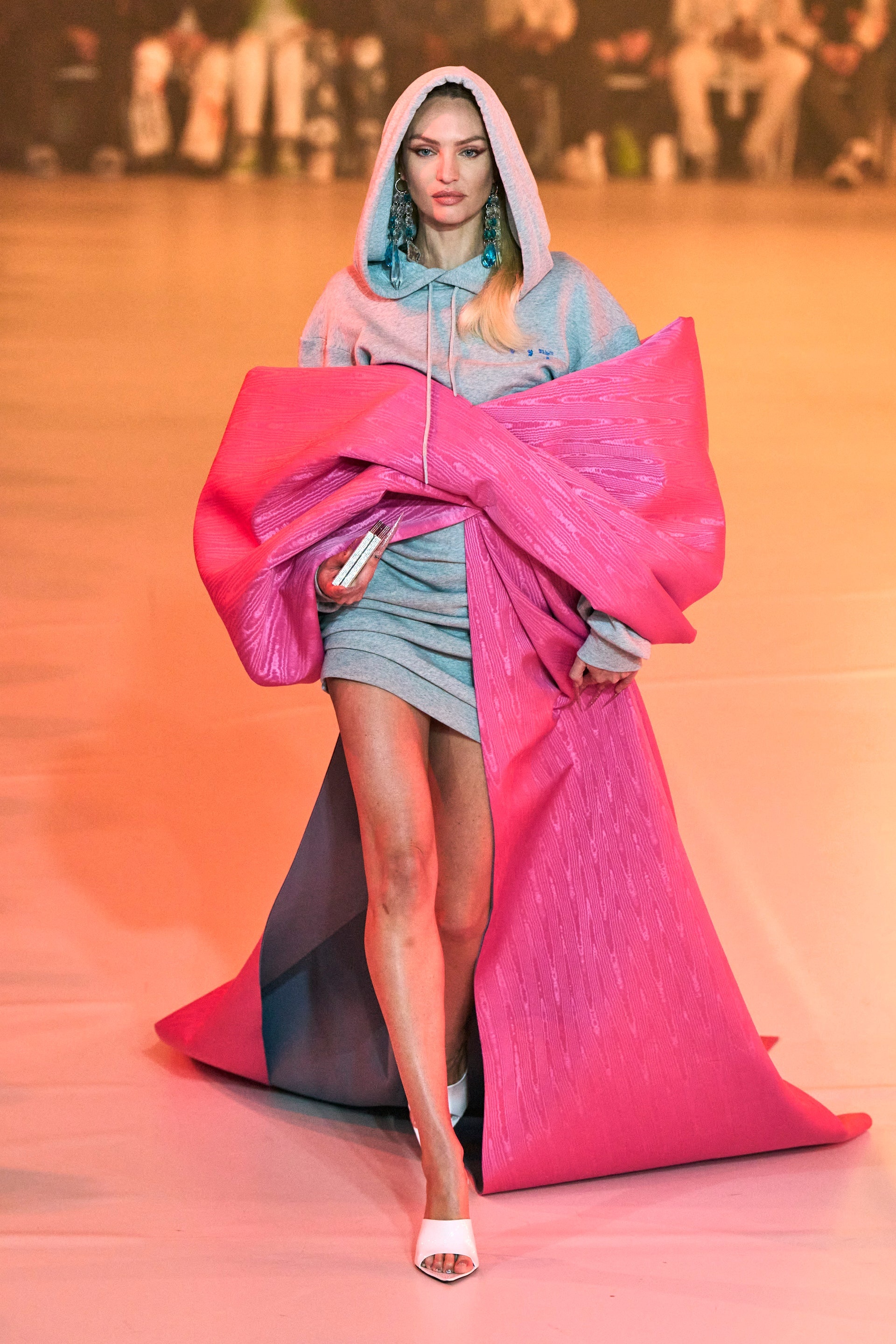 show off white ảnh 9 show off white anh 9