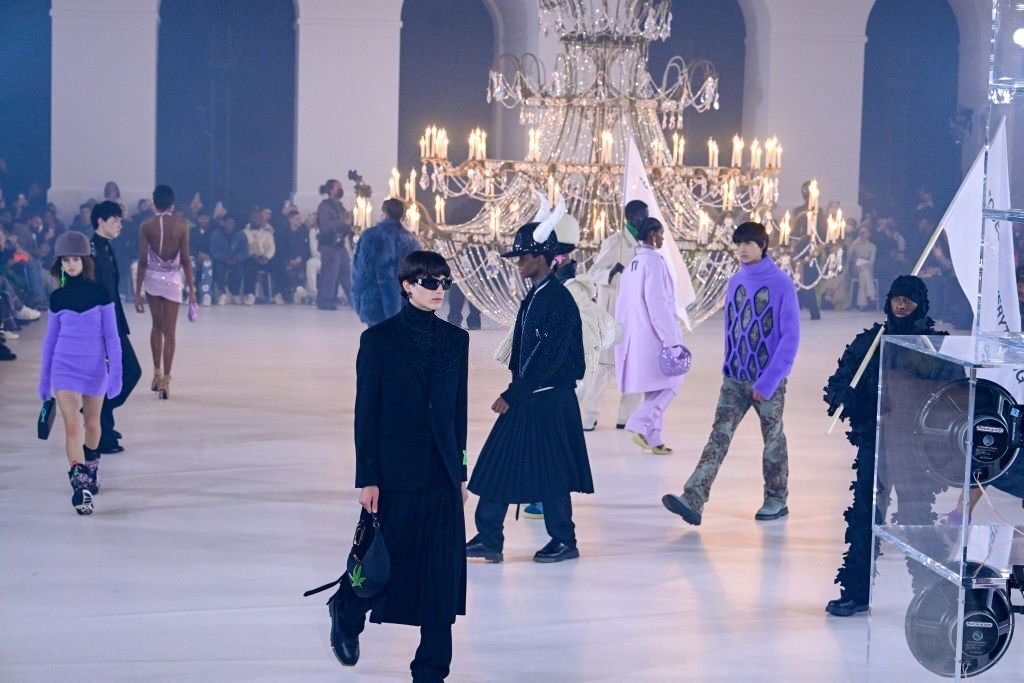 show off white ảnh 1 show off white anh 1