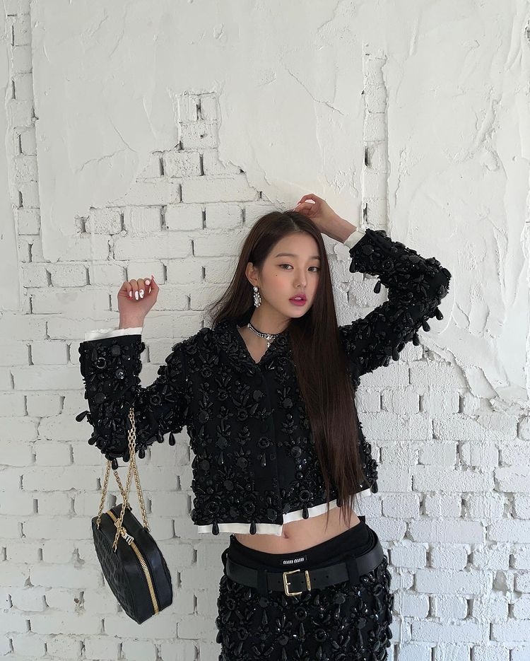 Sao Han dien mot cap tre anh 2