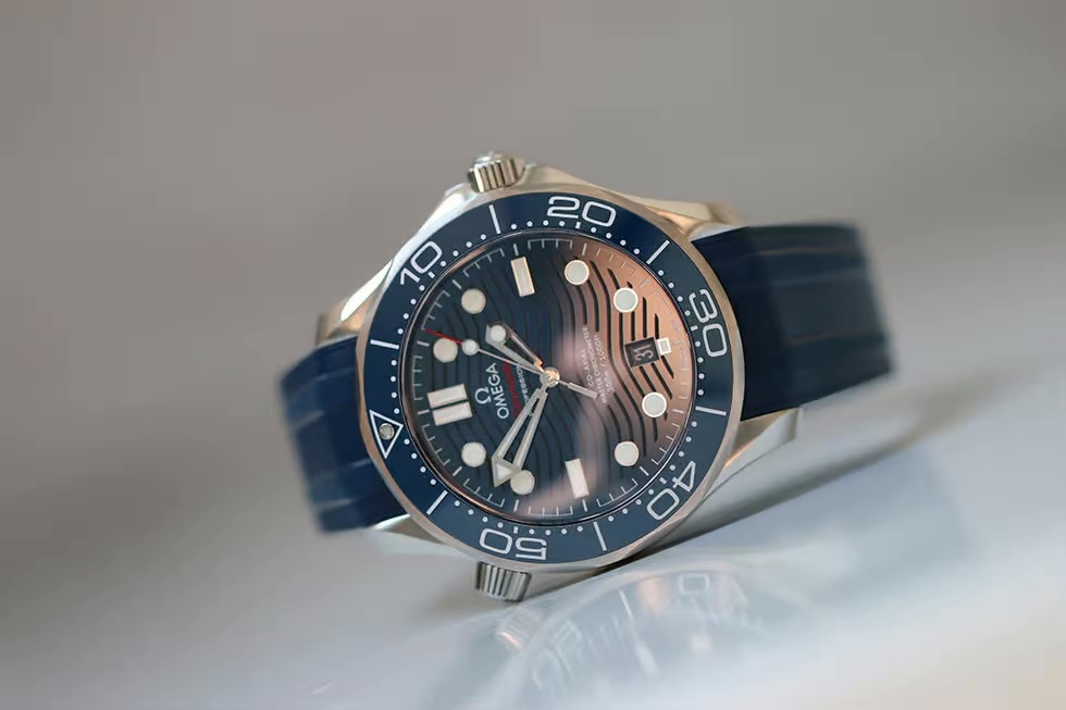 Mau dong ho diep vien anh 4