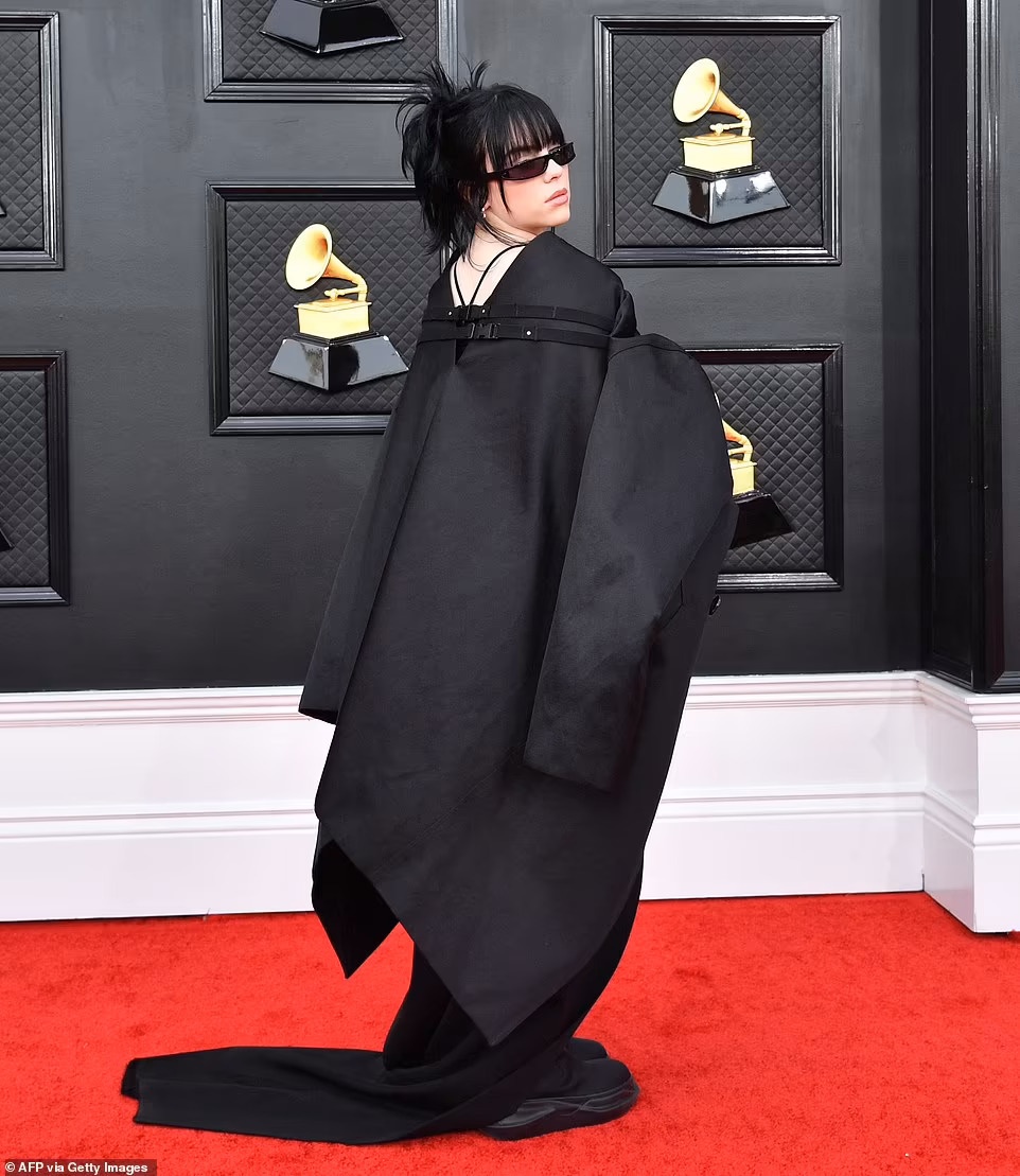 Tham hoa tai Grammy 2022 anh 2