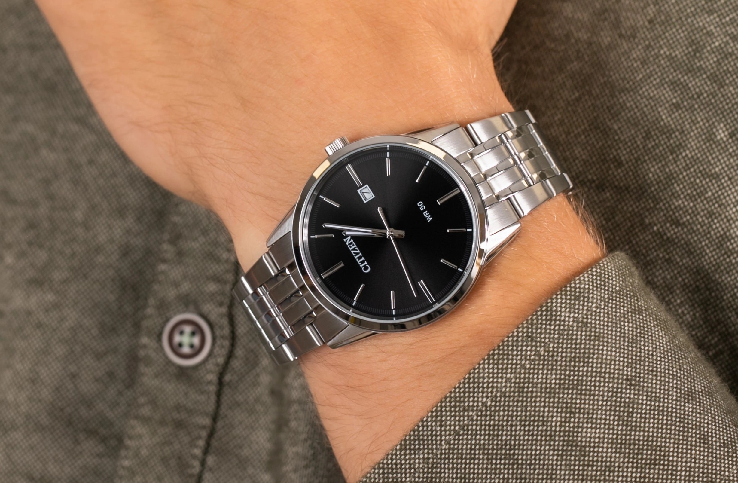 Mau dong ho nam gia duoi 200 USD hinh anh