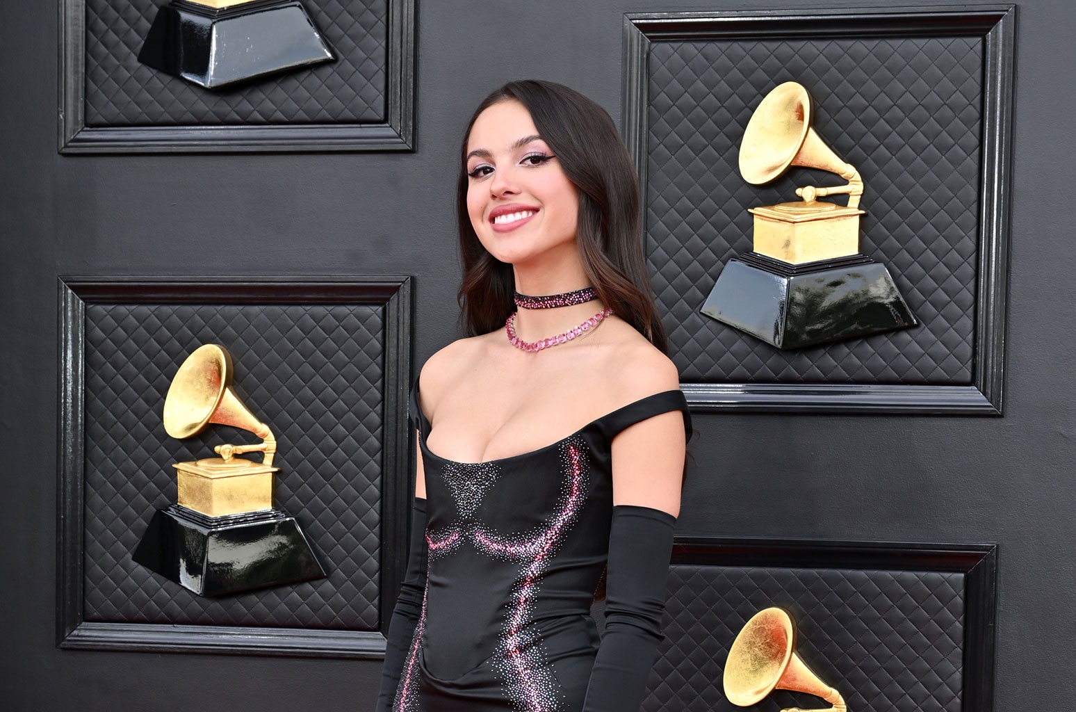 Corset tu Thoi dai Vang son anh 3