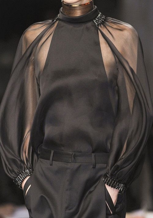 Thời của váy áo xuyên thấu ảnh 10 Thoi cua vay ao xuyen thau anh 10