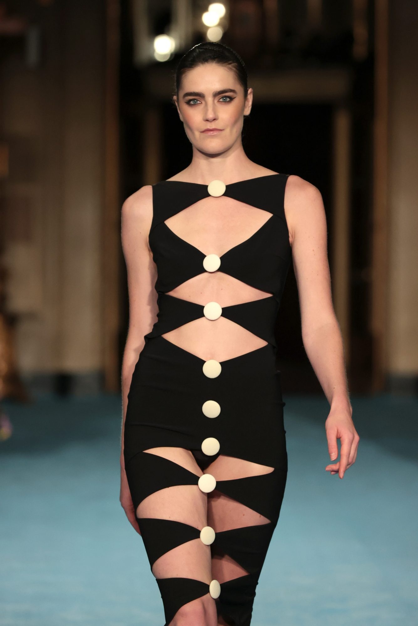 Trang phuc cat xe len ngoi anh 11