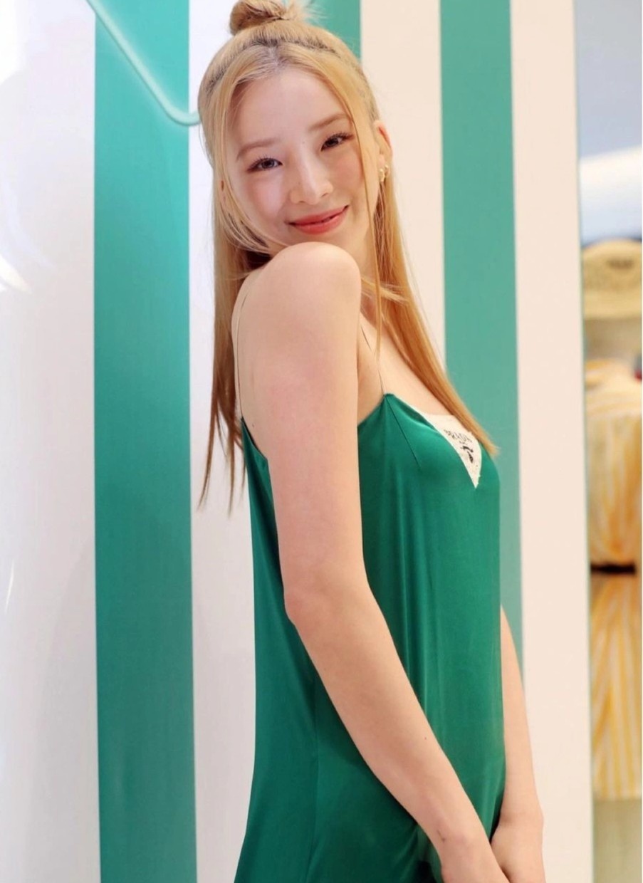 Ngoai hinh cua Somi Kim Min Ju anh 5