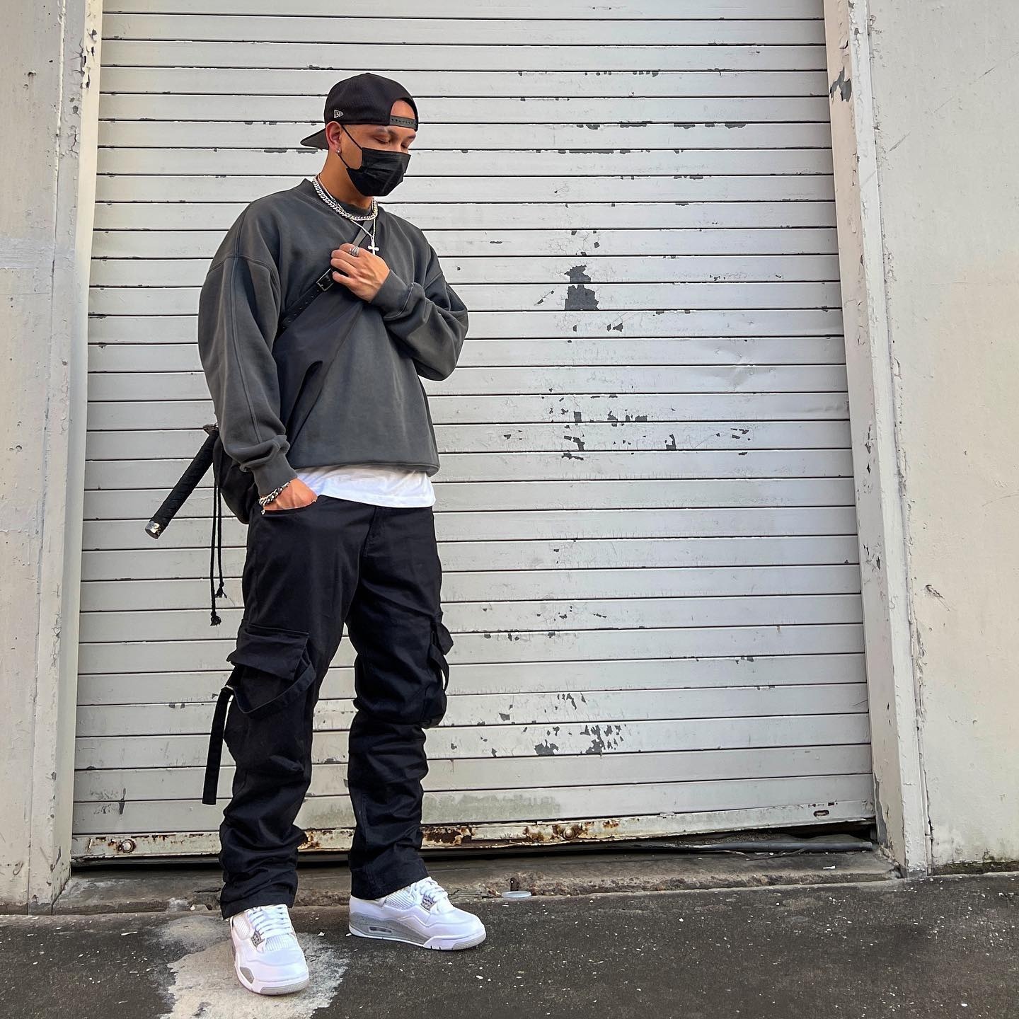 mot mac quan cargo anh 8