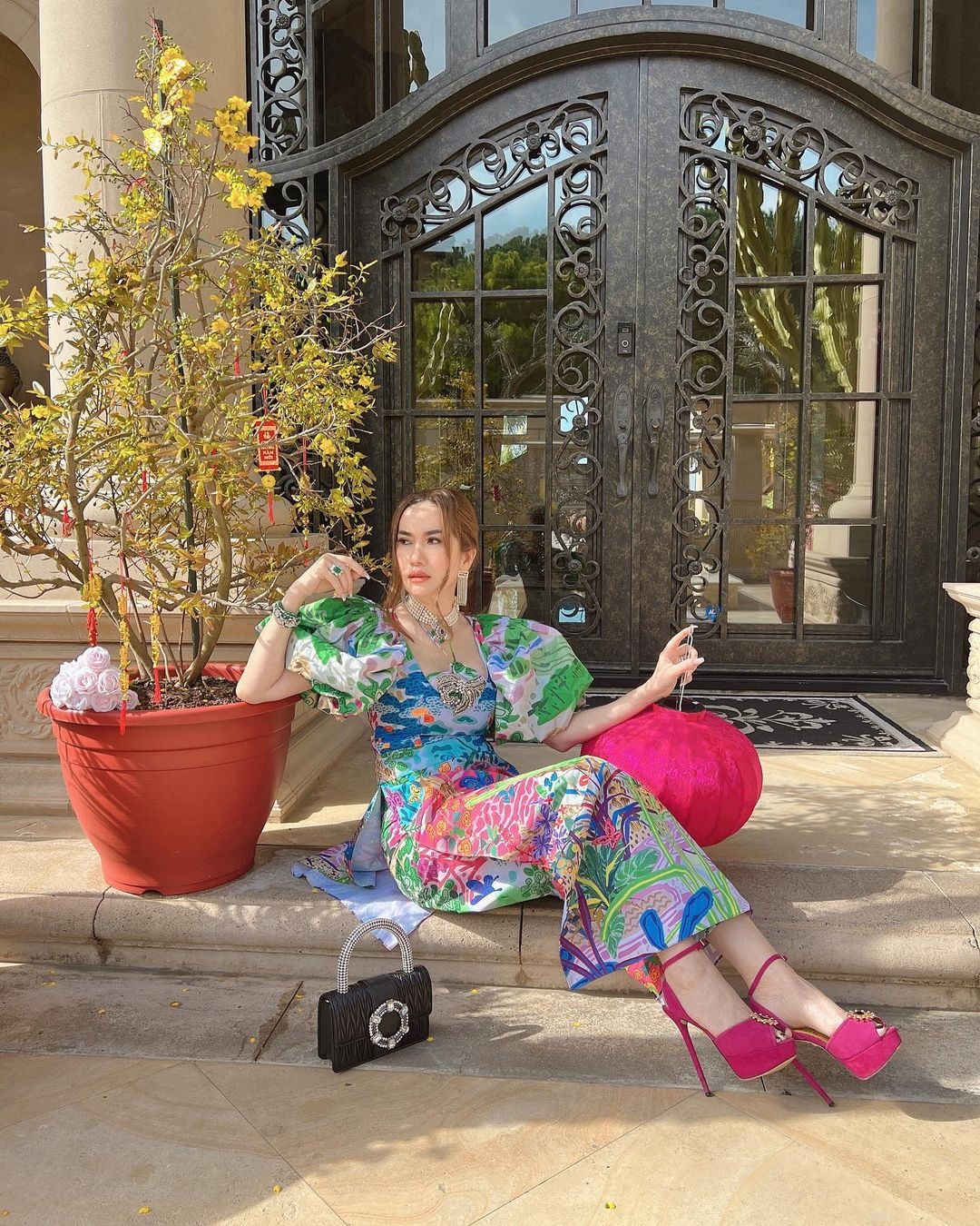 Phong cach cua gioi sieu giau chau A o My anh 7