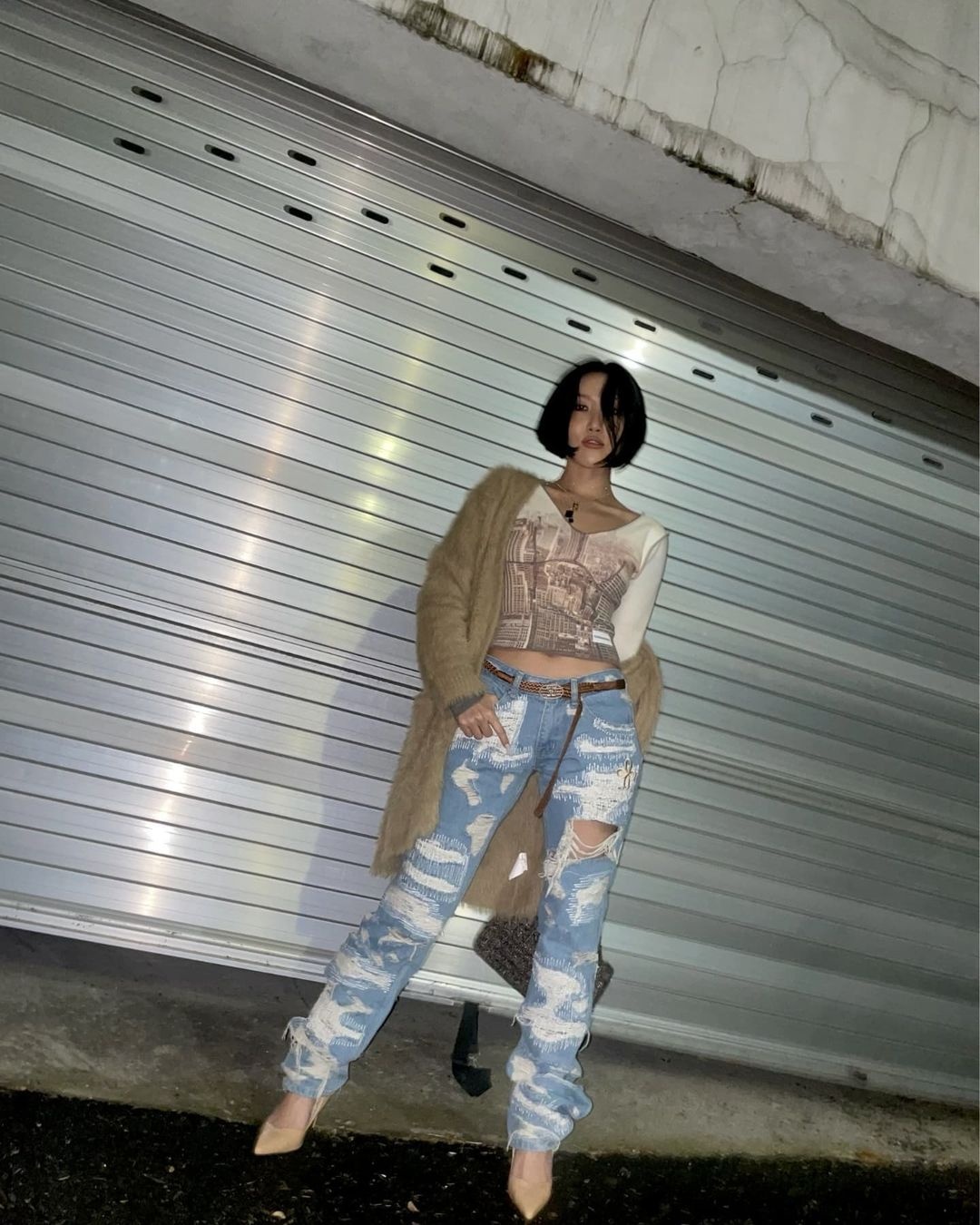 Hwasa mặc đồ xuyên thấu ảnh 5 Hwasa mac do xuyen thau anh 5