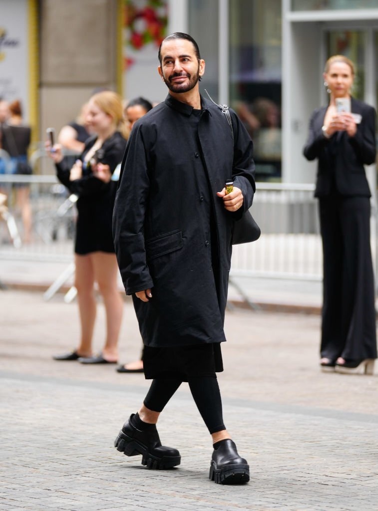 Giời nhà giàu châu Á đi xem show thời trang ảnh 12 Gioi nha giau chau A di xem show thoi trang anh 12