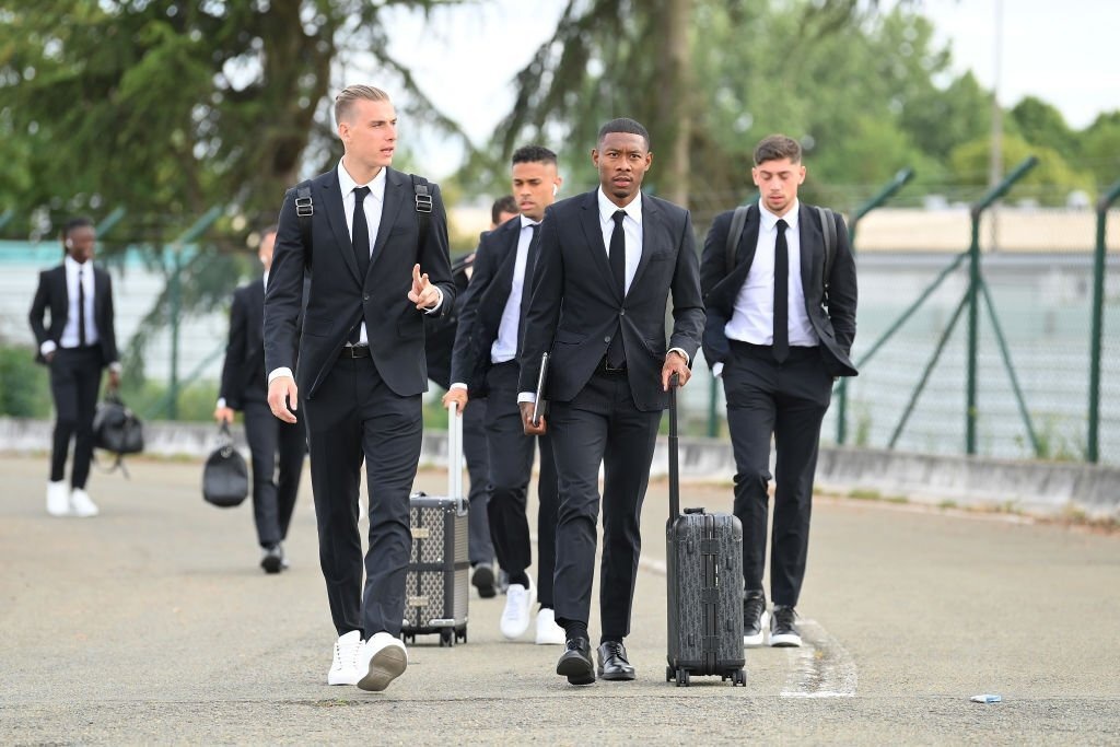 Dan sao Real Madrid o den Paris anh 2