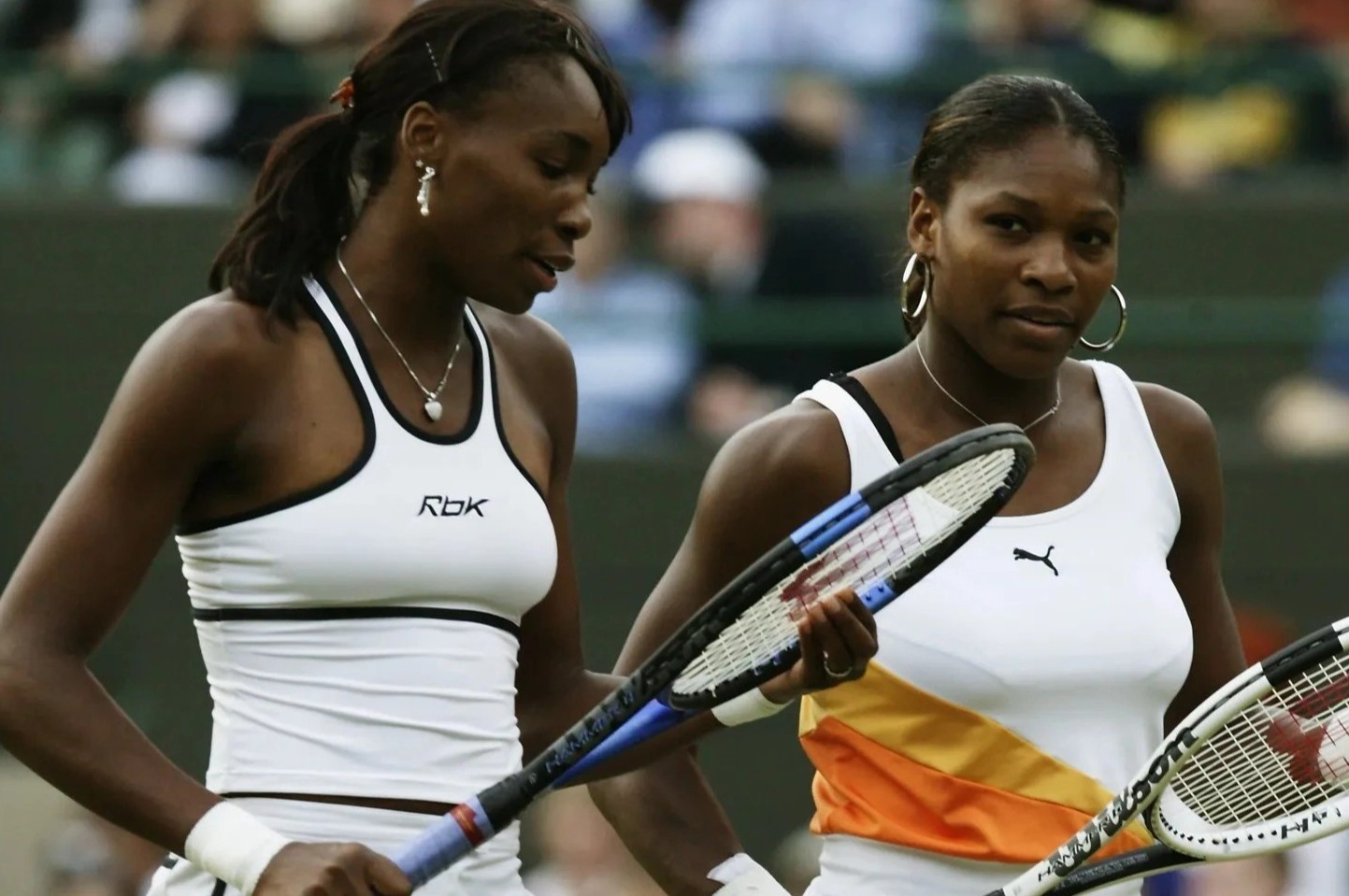 Trang phuc thi dau goi cam o Wimbledon hinh anh