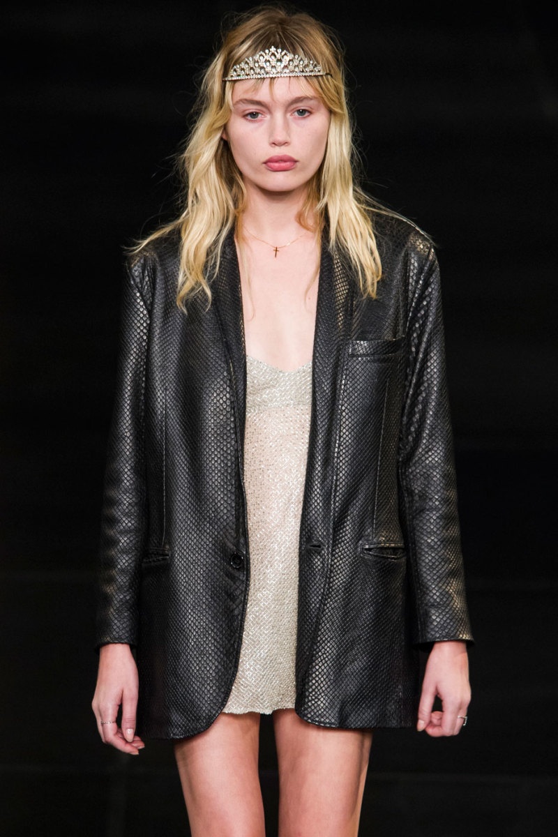 vương miện không dành cho hoàng gia ảnh 4 vuong mien khong danh cho hoang gia anh 4