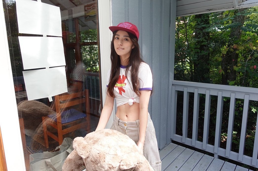 ban gai Minamino anh 2