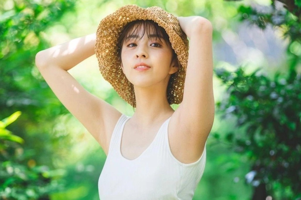 Gu thoi trang cua ban gai Minamino hinh anh