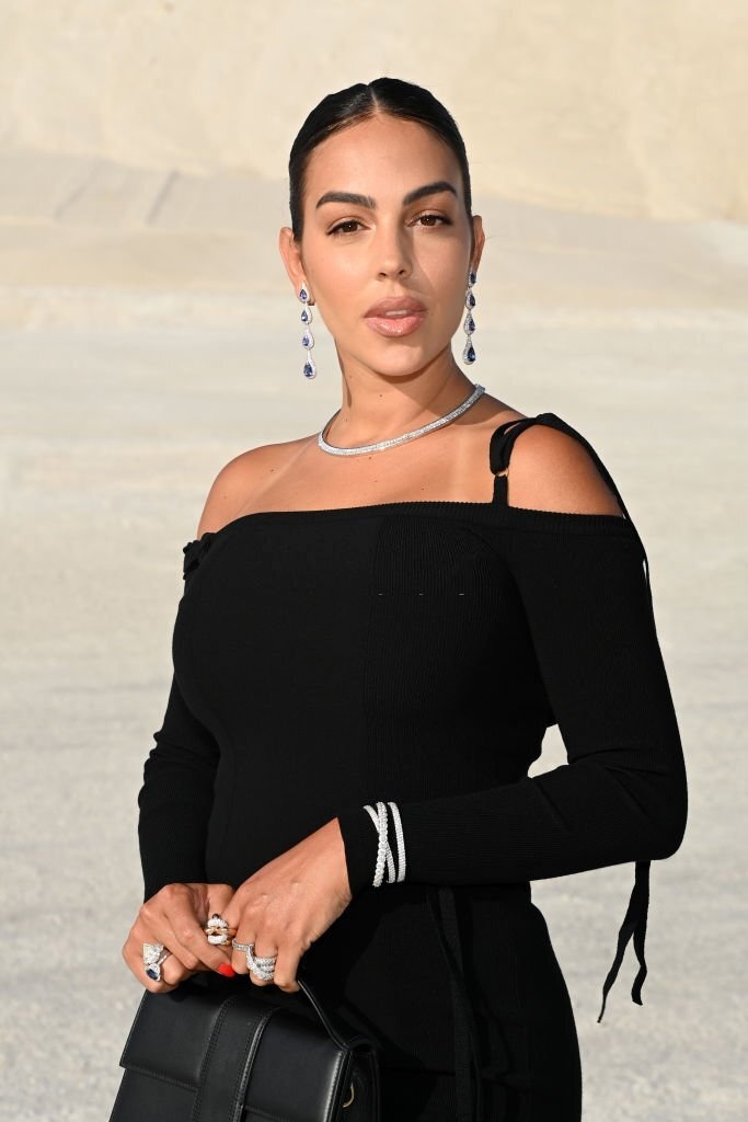 Ban gai Ronaldo goi cam anh 2