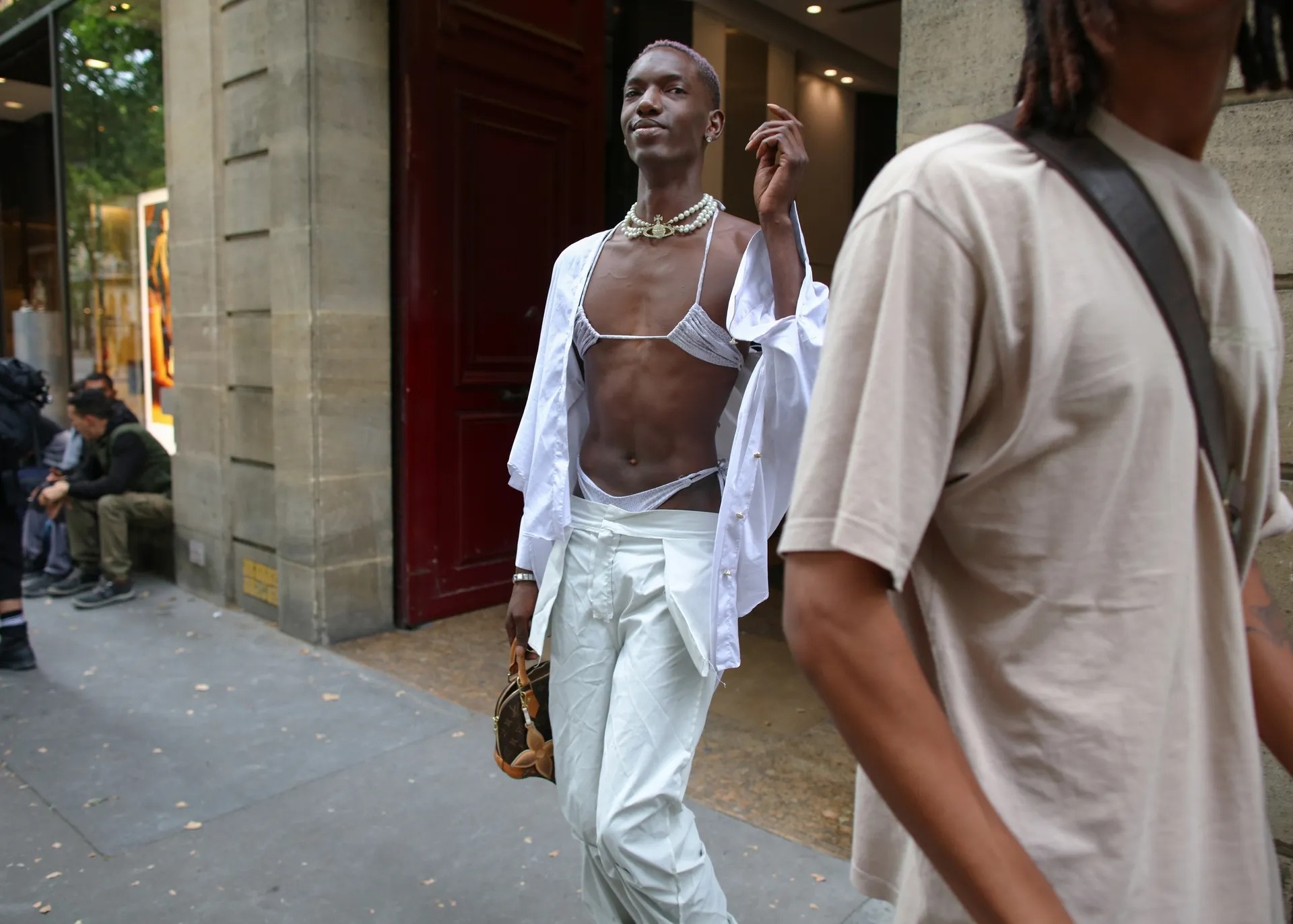 mac do boi o Paris anh 2