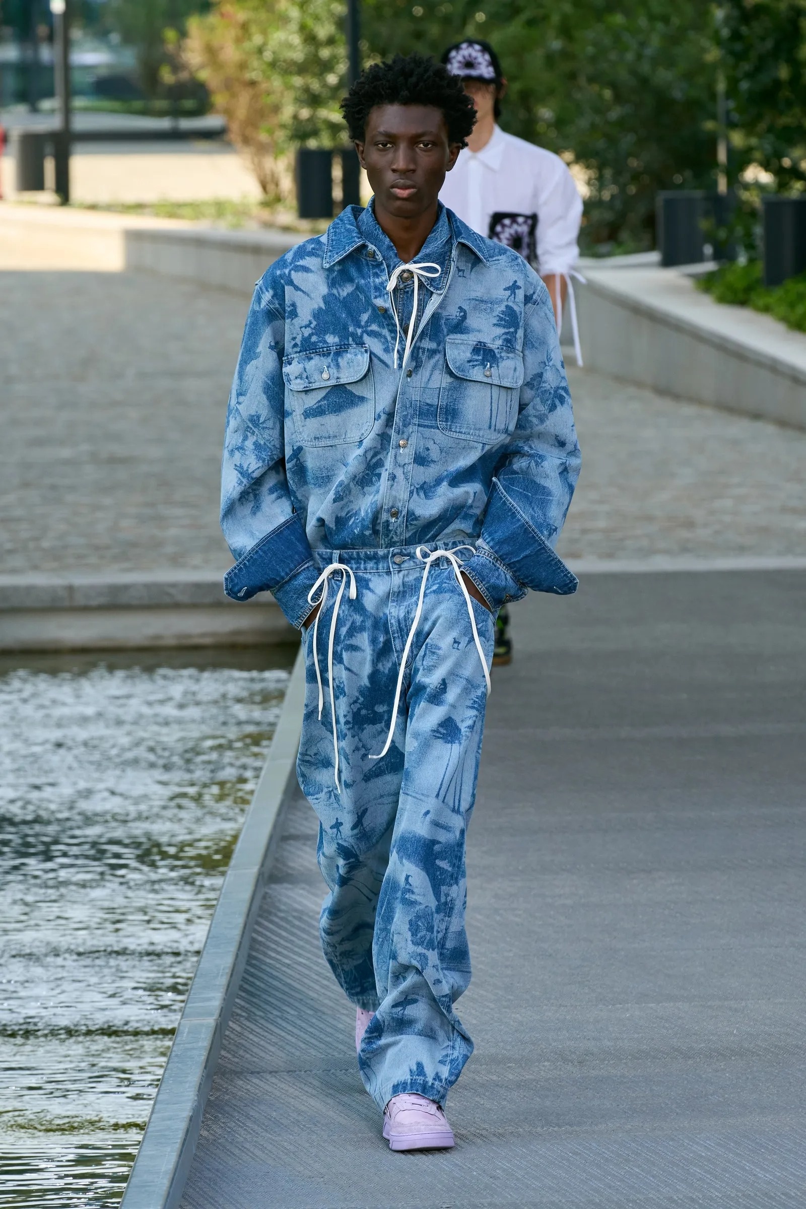 Trang phuc cua dan ong anh 12