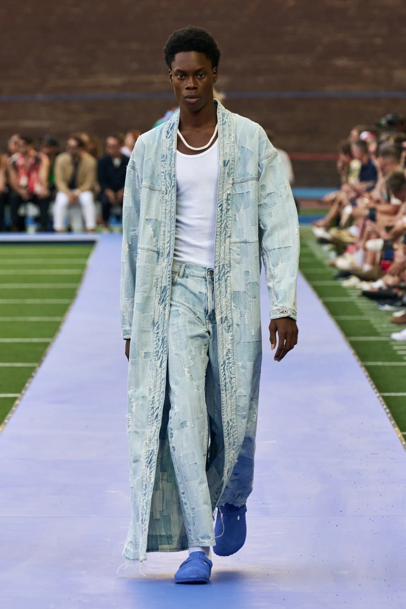 Trang phuc cua dan ong anh 13