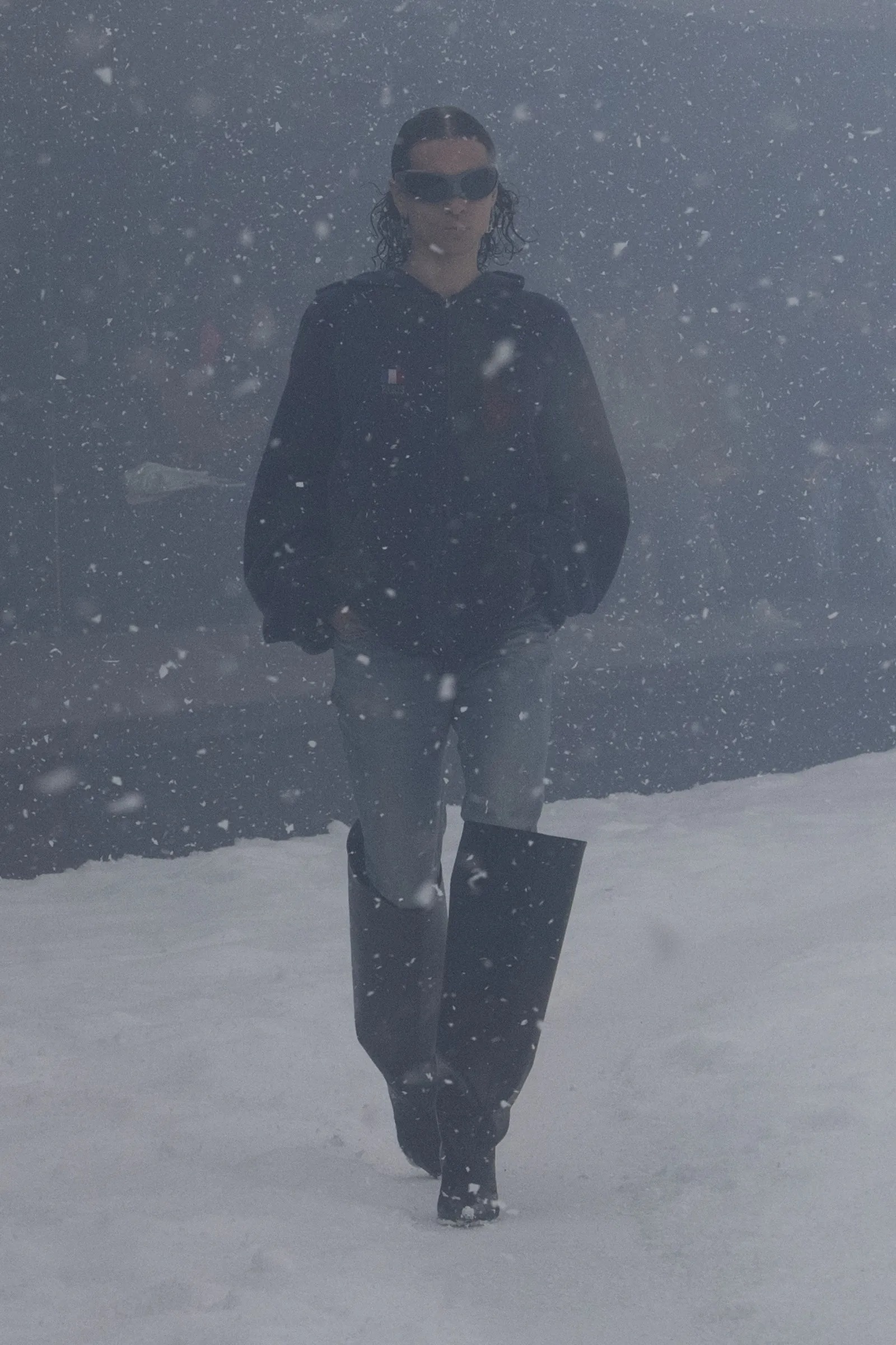 mẫu nammặc váy Balenciaga ảnh 8 mau nammac vay Balenciaga anh 8