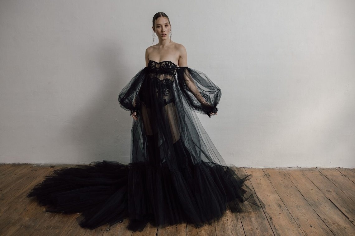 Vay cuoi den cho tang le anh 2