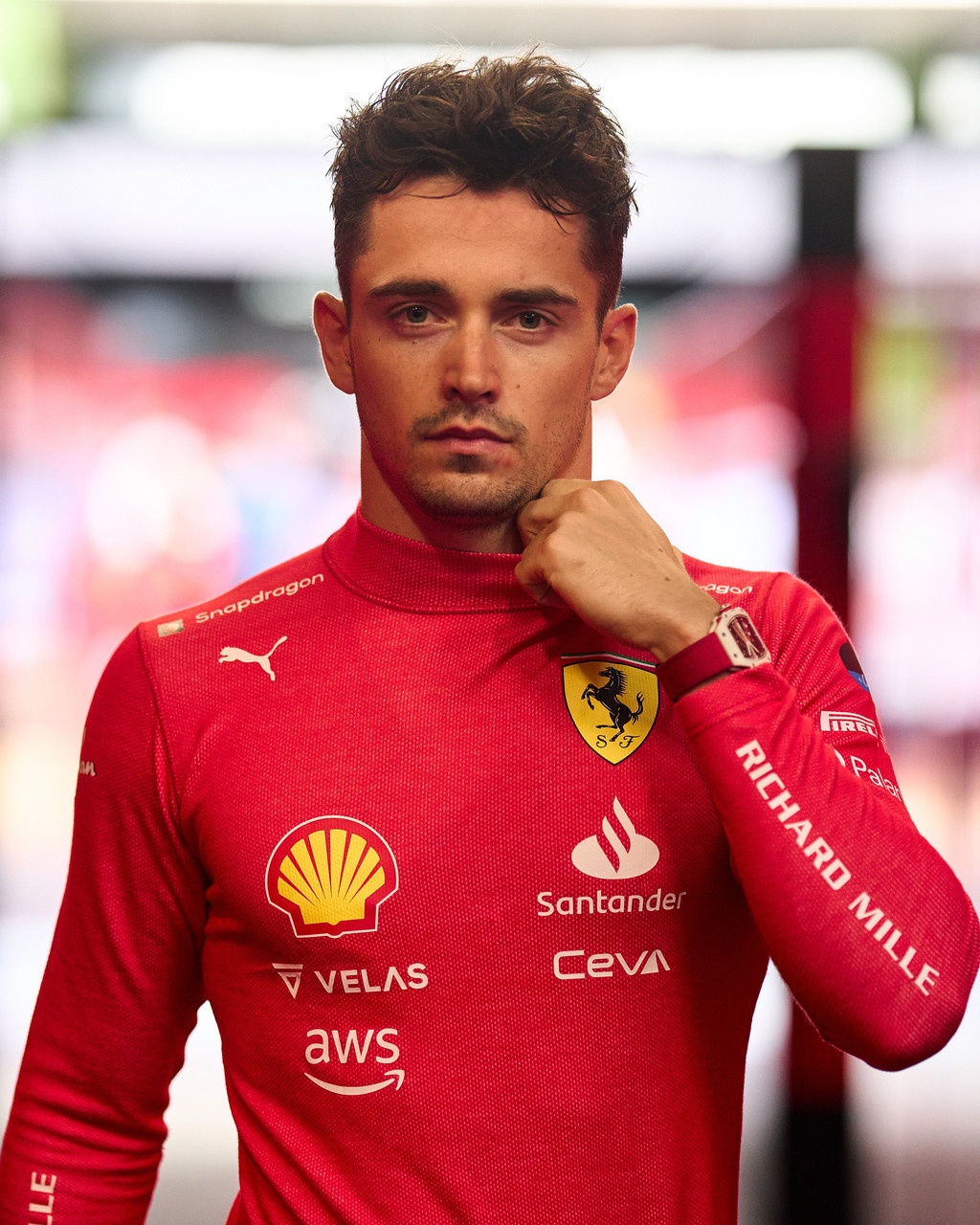 Charles Leclerc mất đồng hồ ảnh 2 Charles Leclerc mat dong ho anh 2
