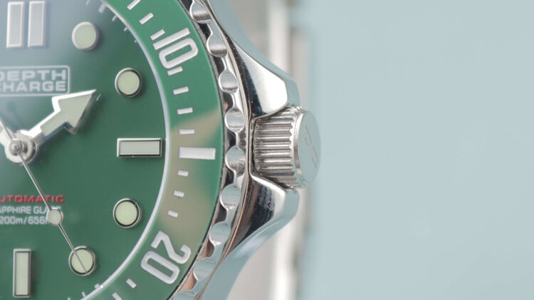 đồng hồ lặn giá dưới 200 USD ảnh 6 dong ho lan gia duoi 200 USD anh 6