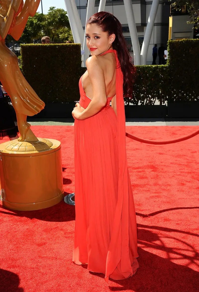 Ariana Grande thay đổi phong cách ảnh 1 Ariana Grande thay doi phong cach anh 1