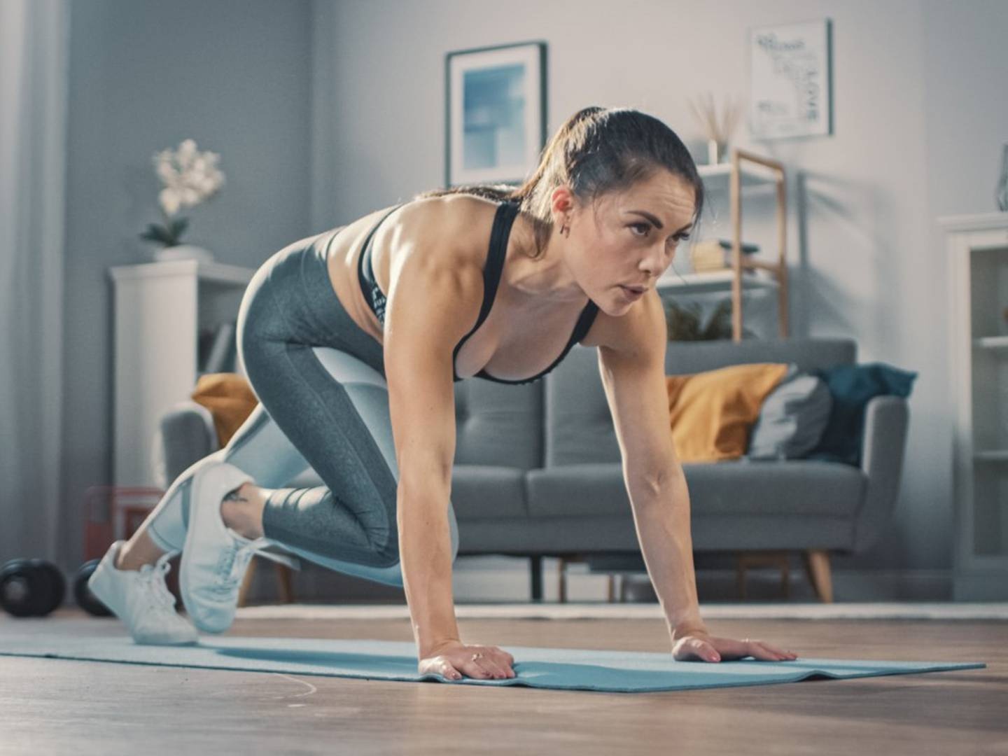 Bai tap giup co vong eo nho hinh anh