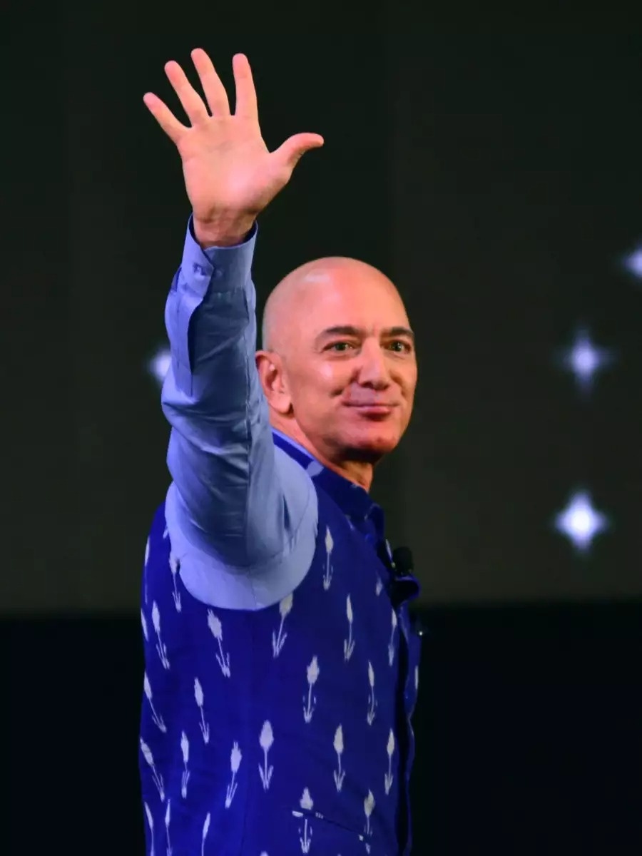 doanh nhan nam anh 3