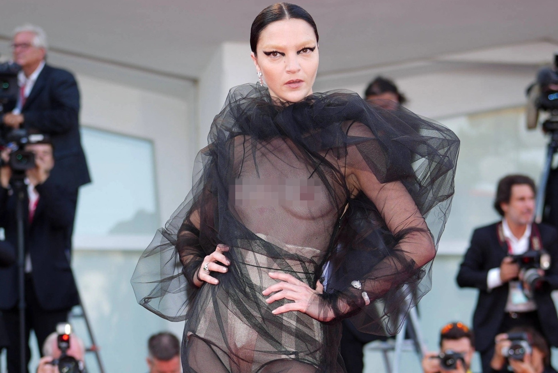 Vay lo nguc lot top thiet ke tao bao tai tham do Venice hinh anh