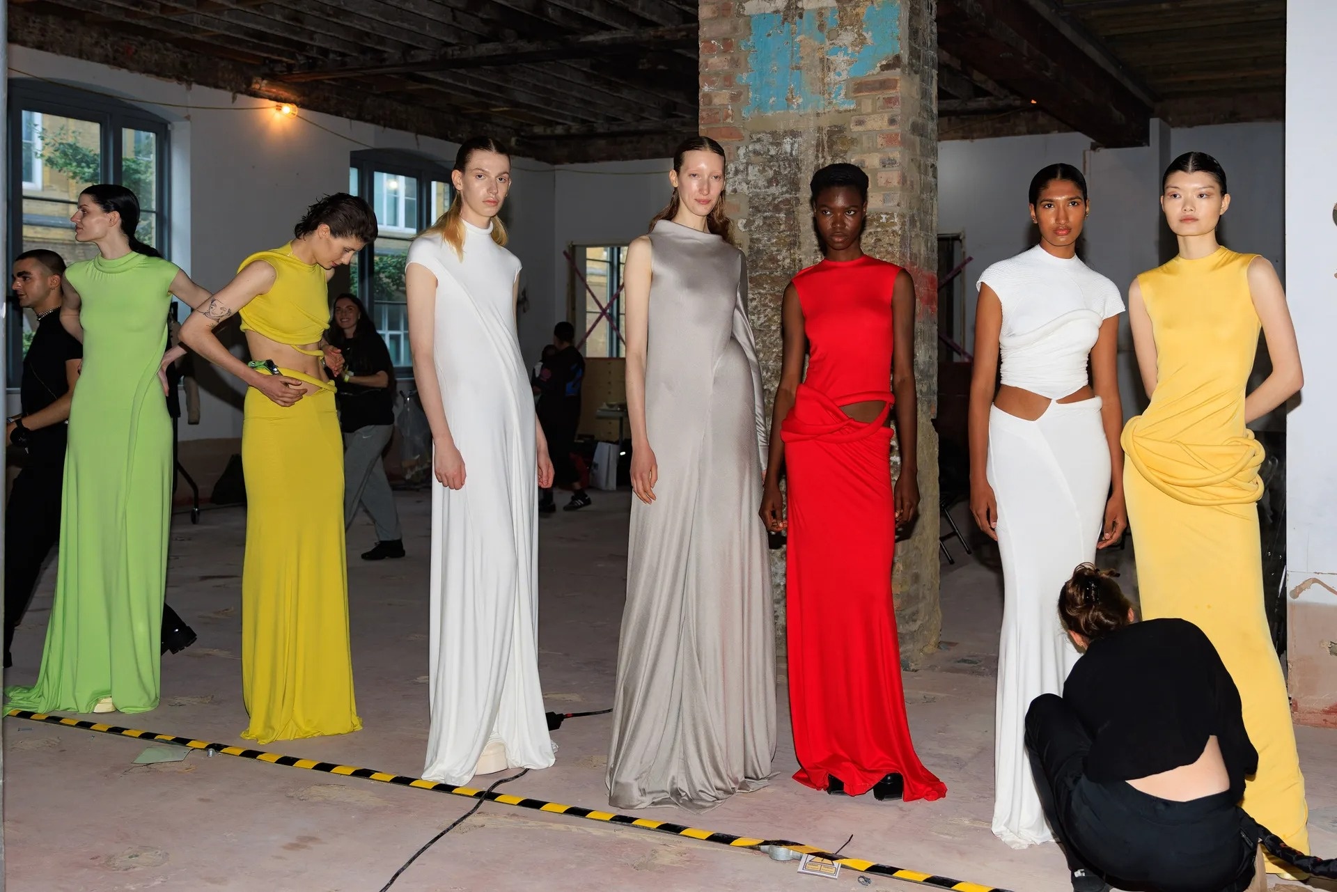 mau mac ao trong anh 13