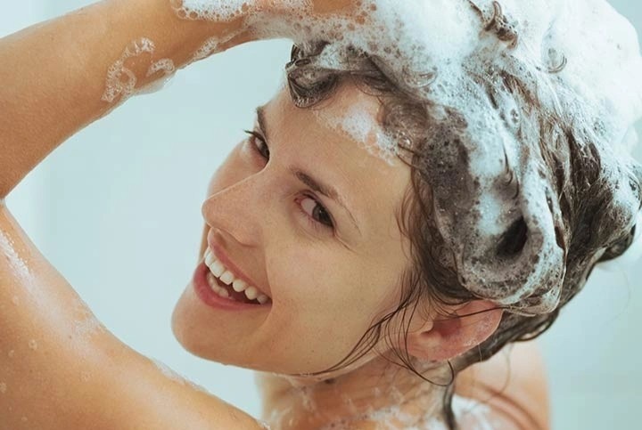 Nhieu nguoi hieu sai ve thoi quen goi dau hinh anh