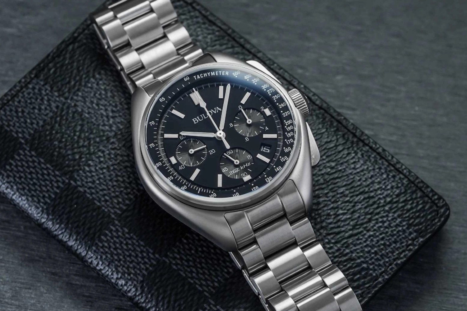 Chat luong cua dong ho gia duoi 1.000 USD hinh anh